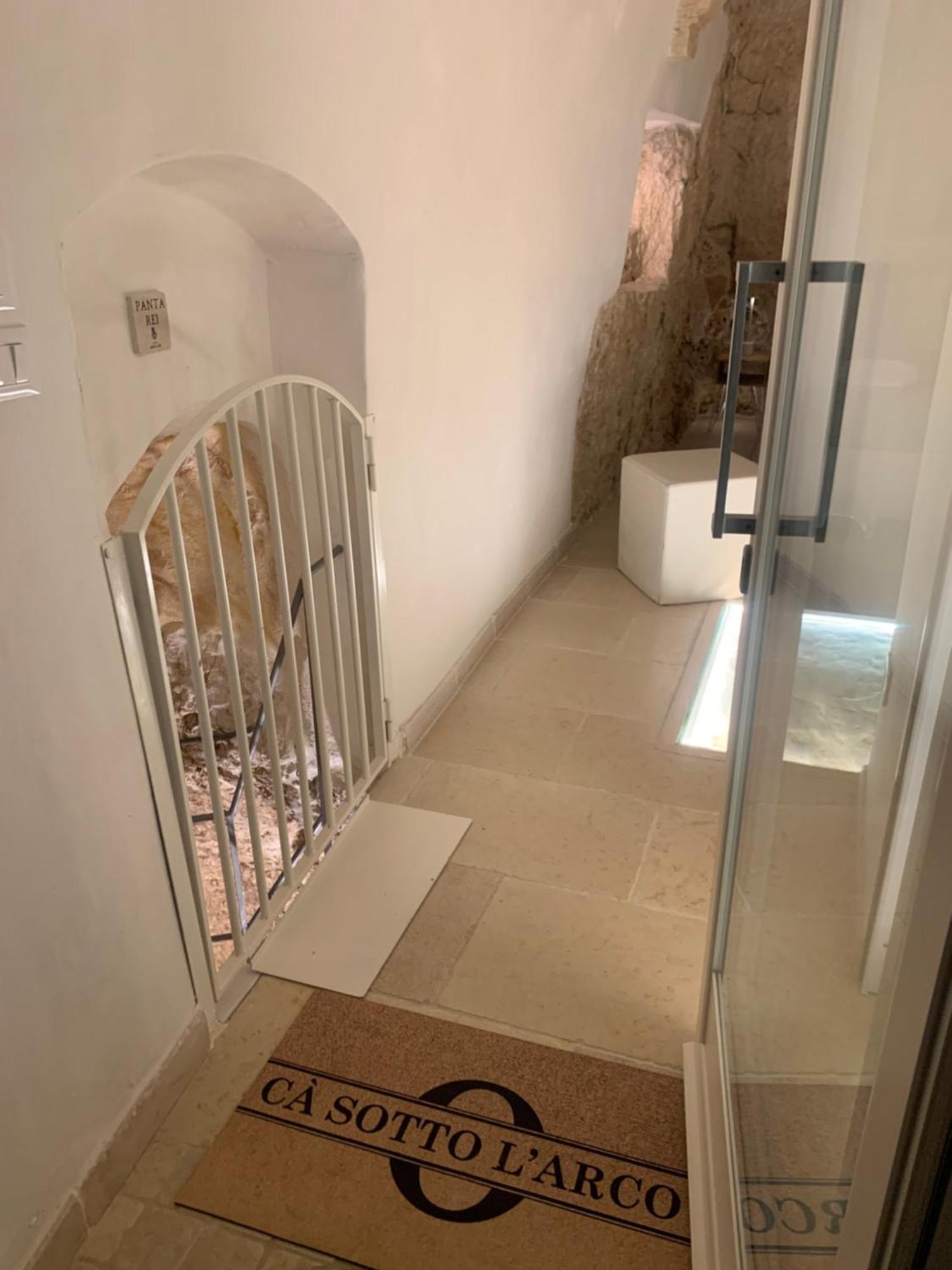 Ca Sotto L'Arco Bed & Breakfast Ostuni Exterior photo